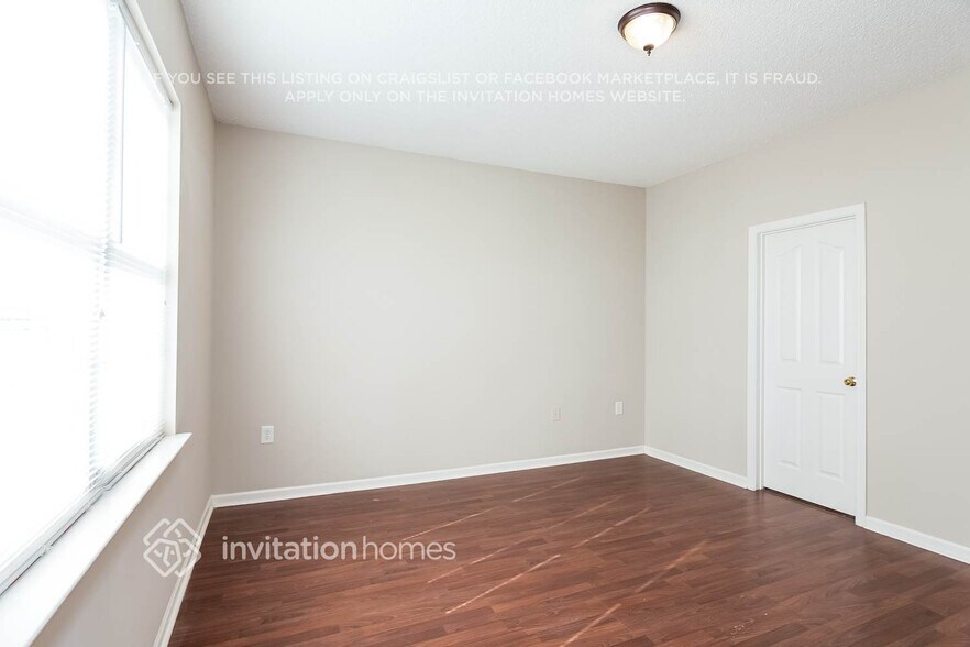 Building Photo - 6916 Chieftain Dr