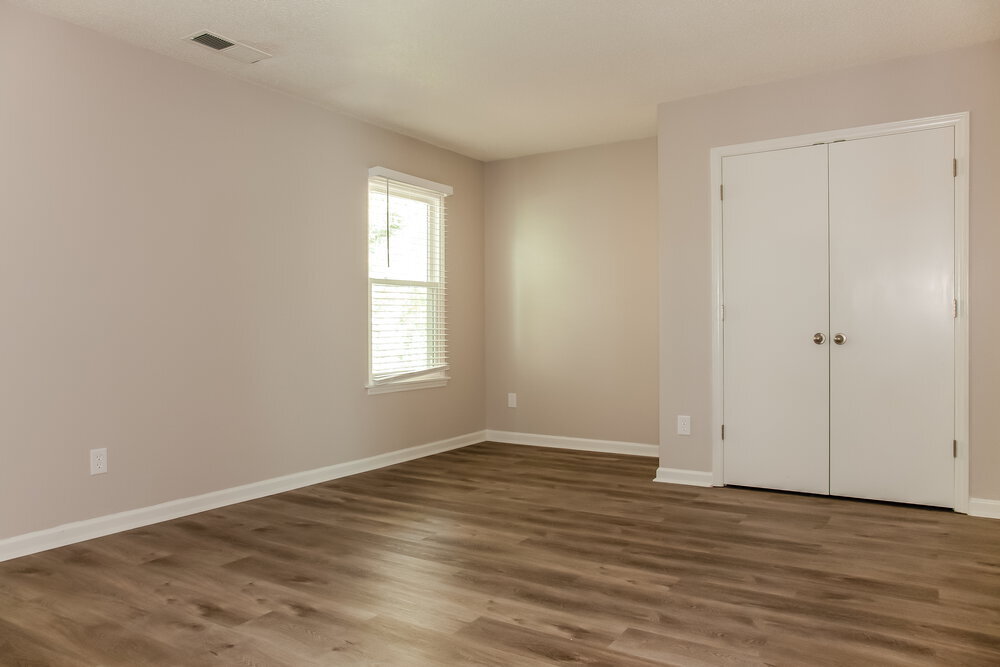 Building Photo - 12106 Kempshott Ct