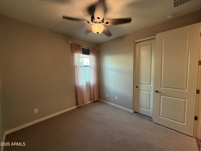 Building Photo - 9458 Thatcher Ave