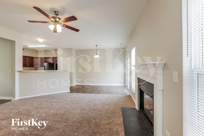 Building Photo - 2022 Bridleside Dr