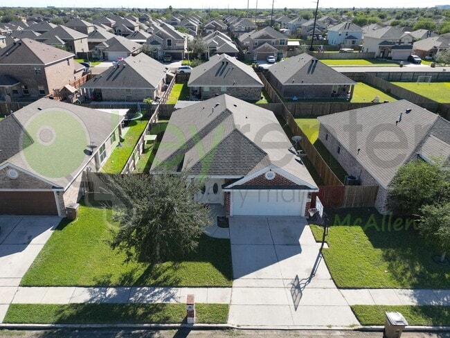 Building Photo - Beautiful 3b /2 bath home in Edinburg