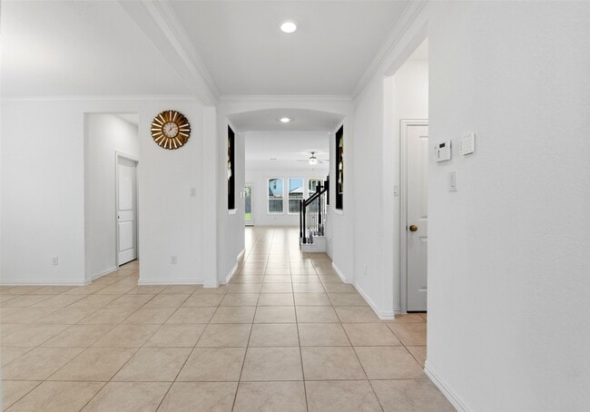 Building Photo - 1618 Rosedale Dr