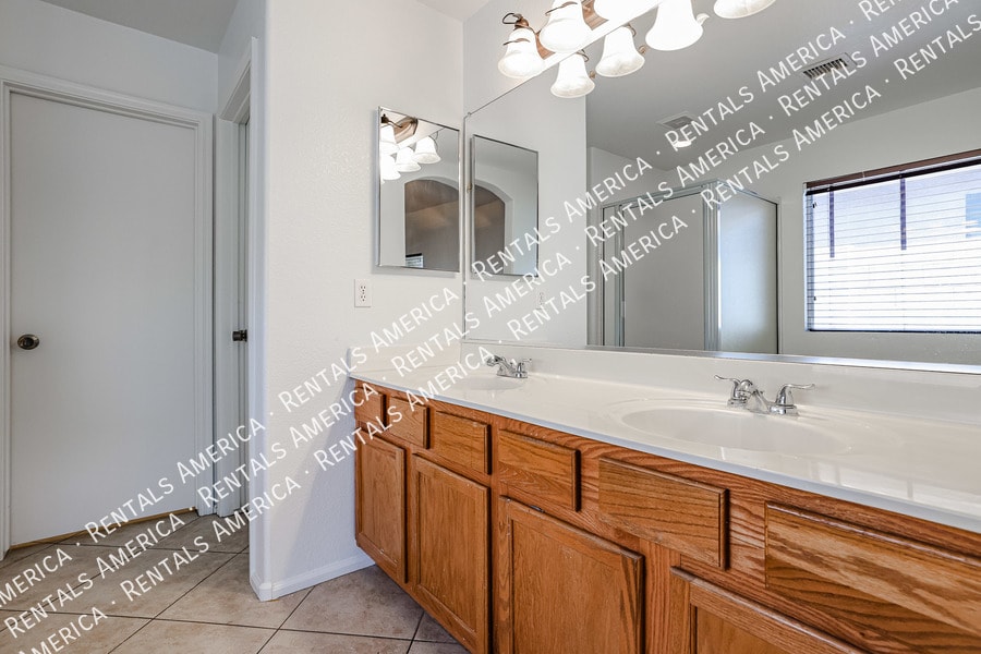 Building Photo - 20412 N 32nd Pl