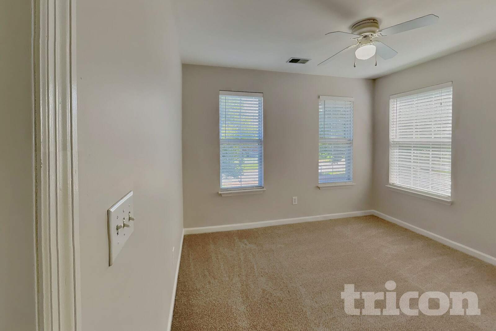 Building Photo - 2083 Prescott Way