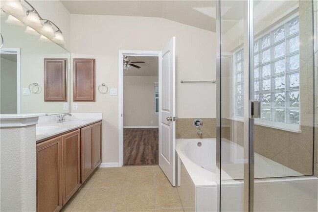 Building Photo - 13417 Little Gull Dr