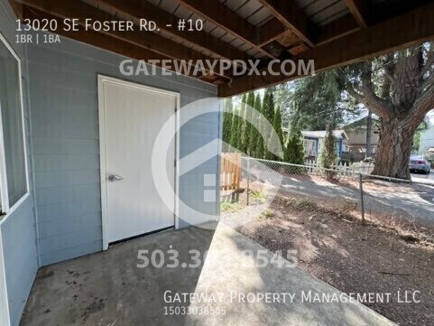 Building Photo - 13020 SE Foster Rd