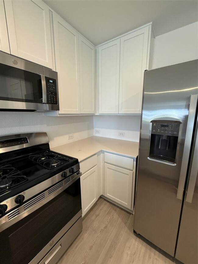 Building Photo - 228 Basalt Dr