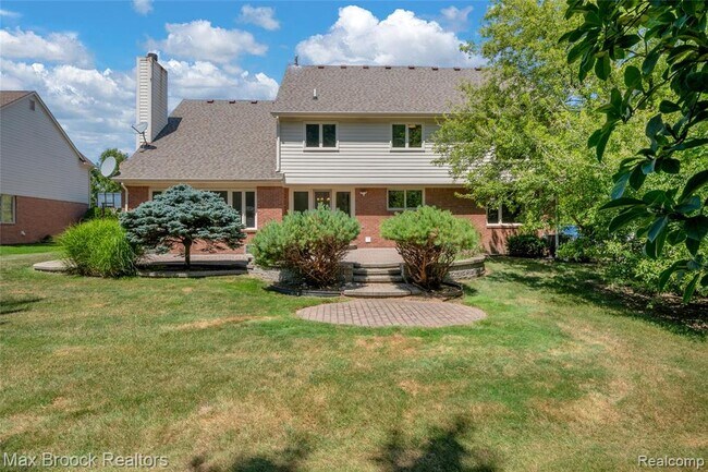 Building Photo - 107 Millstone Rd