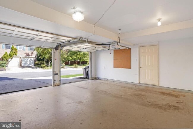 Building Photo - 2248 Journet Dr