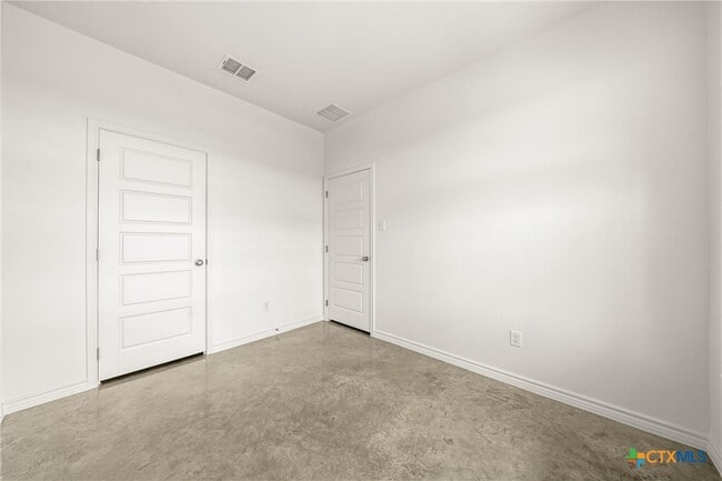 Building Photo - 8901 Prickly Ash Dr