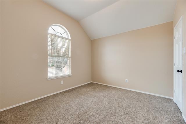 Building Photo - 3404 Pinecone Dr