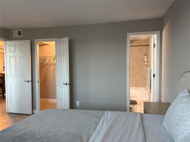Building Photo - 2755 Coconut Bay Ln
