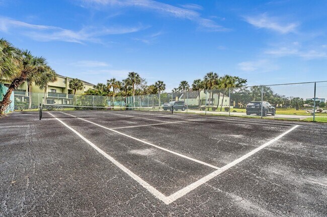 Building Photo - 8911 NW 28th Dr