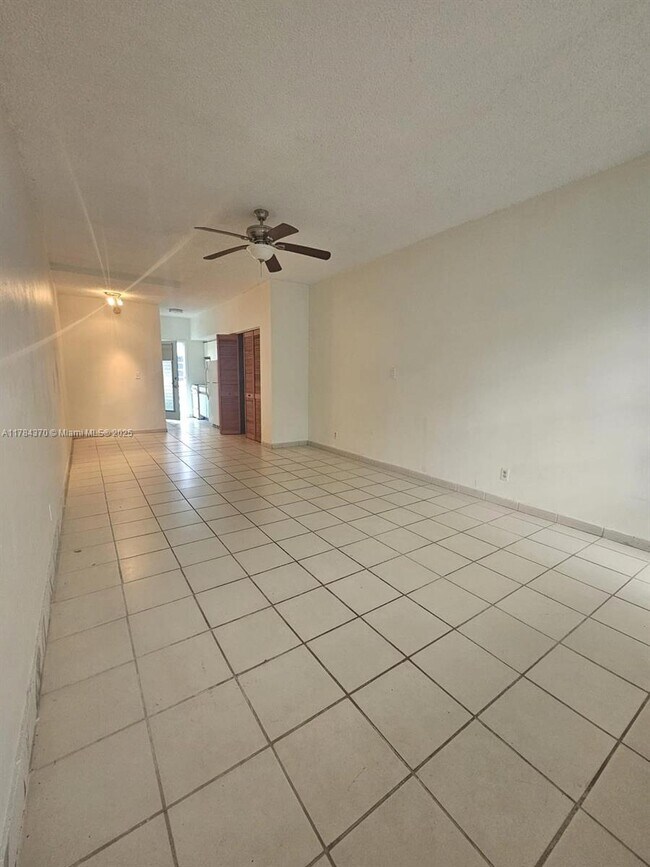 Building Photo - 6494 Collins Ave