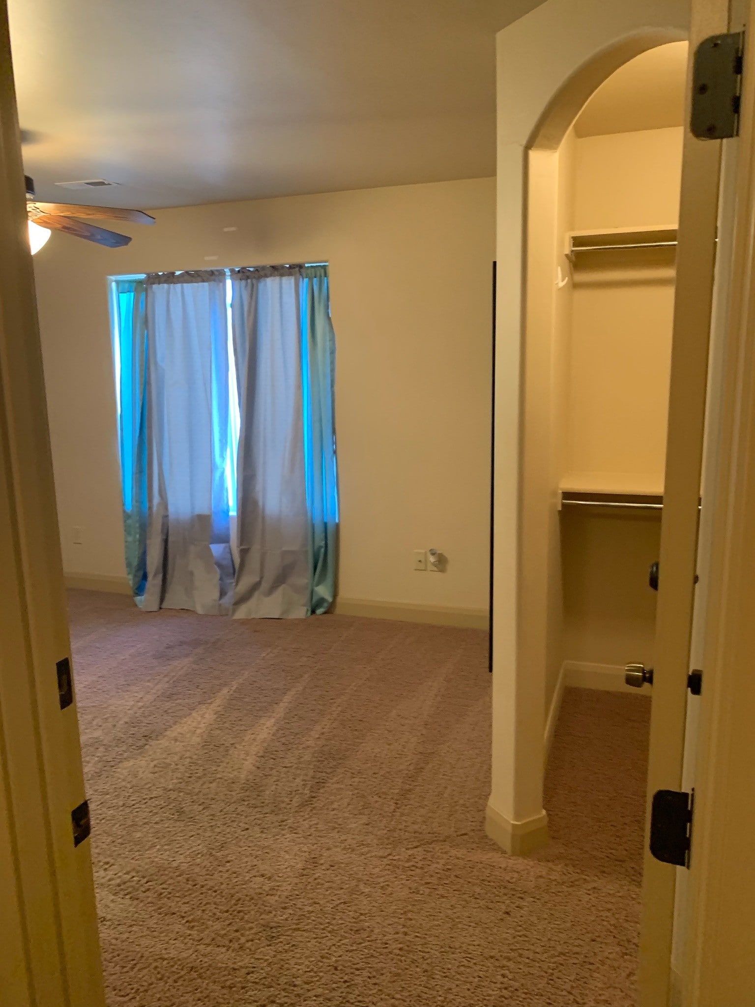 Master Bedroom - 920 25 E St