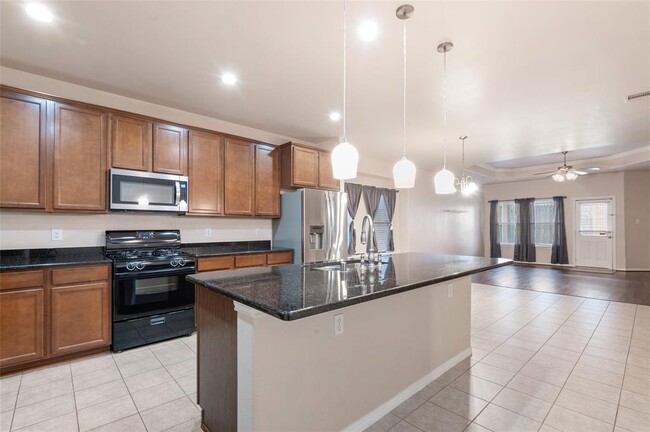Building Photo - 24218 Courtland Oaks St