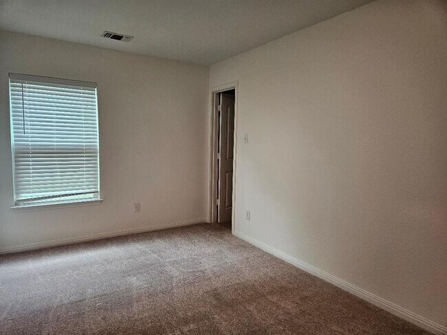 Building Photo - 18216 Speculator Ln