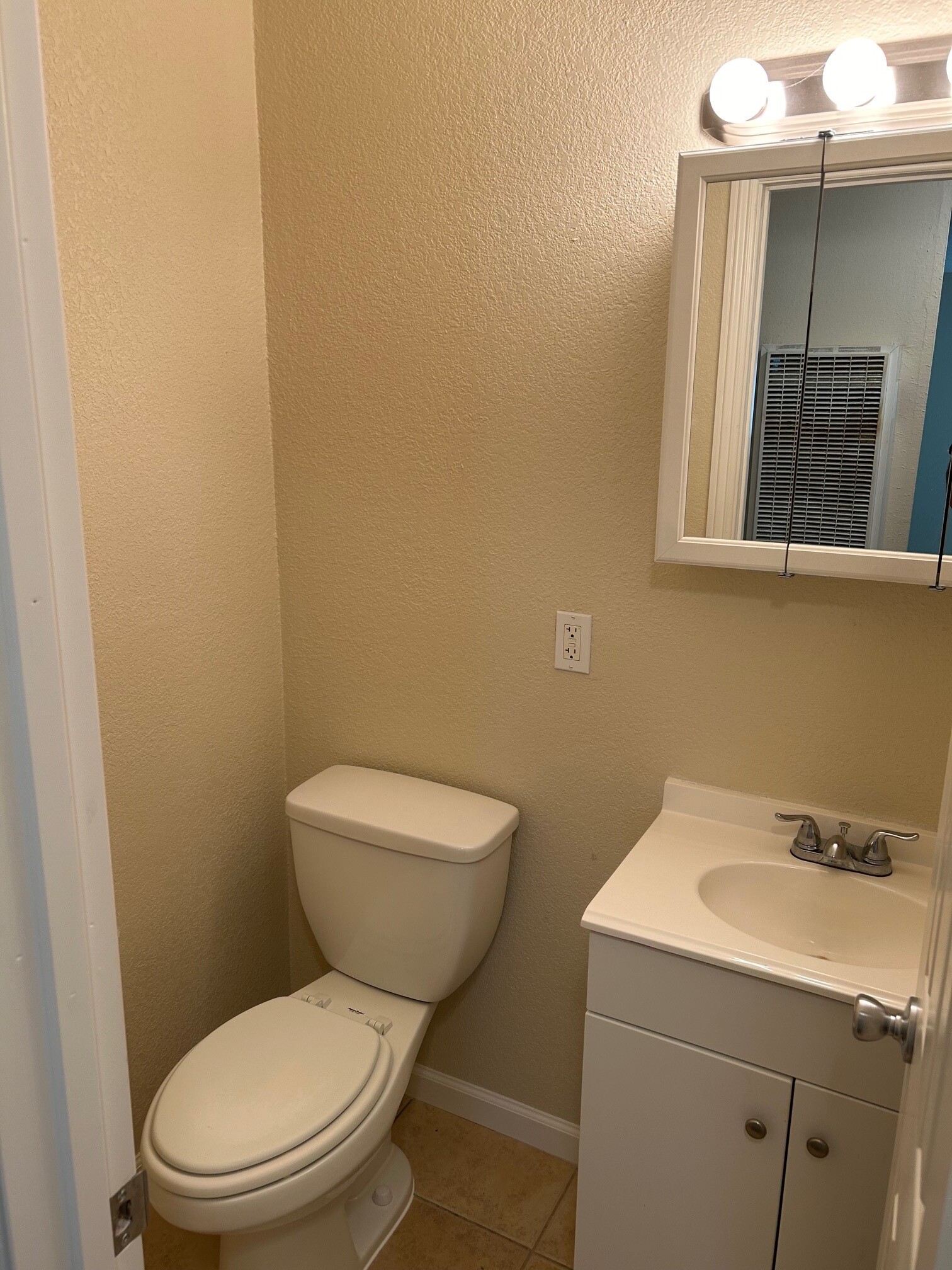 Building Photo - 501 Benicia Rd