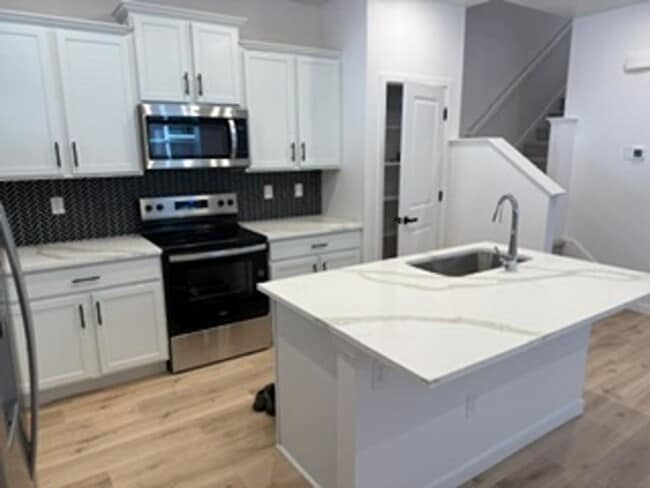 Building Photo - Stunning New Build Townhome in Denver 3 Bed 2.5 Bath 1,514 Sq. Ft. $500 MOVE IN SPECIAL