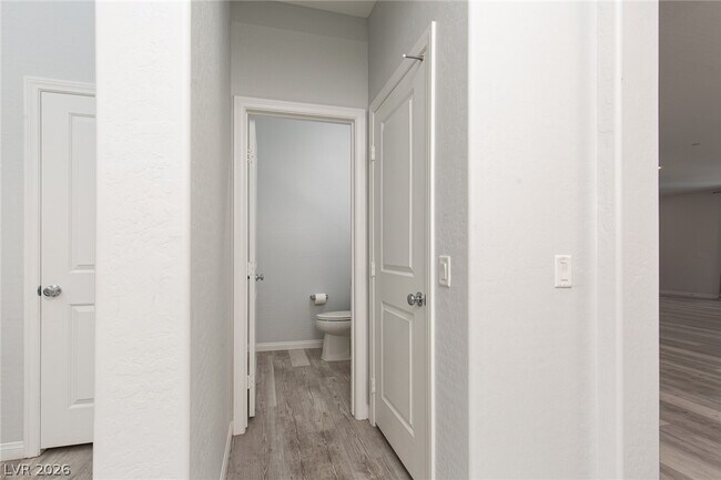 Building Photo - 12586 Huckleberry Oak Ave