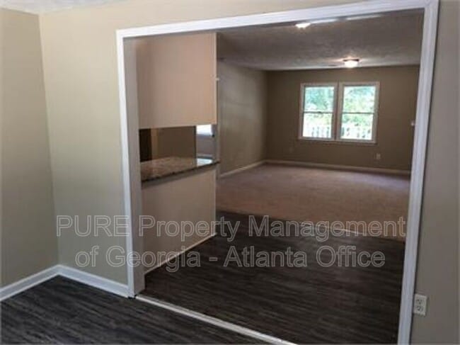 Building Photo - 55 Sunnybrook Dr