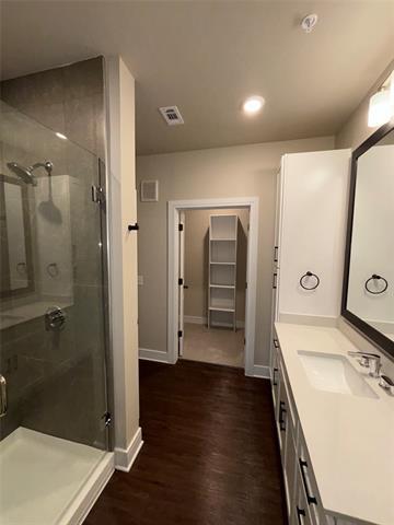 Building Photo - 111 Town Pl