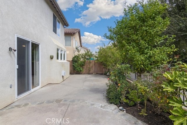 Building Photo - 466 Fallbrook Ave