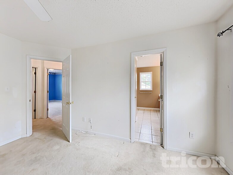 Building Photo - 1070 Piney Church Rd