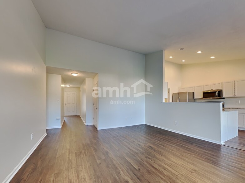 Building Photo - 5668 Appaloosa Cir