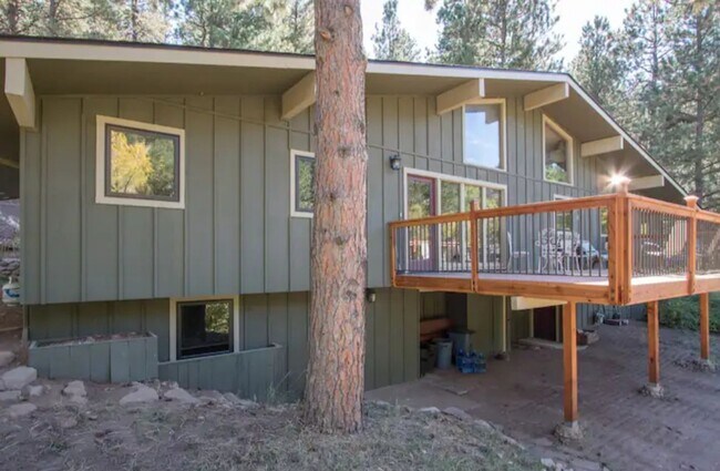 Building Photo - Available Now! Boulder’s Best-Kept Secret ...