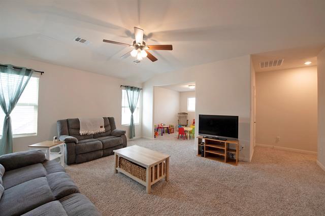 Building Photo - 1116 Blue Ridge Pl