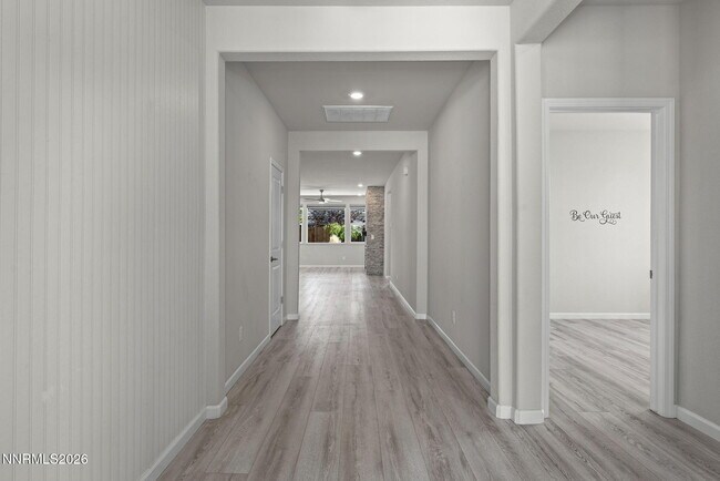 Building Photo - 7230 Treeline Ct
