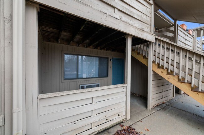 Floorplan - BRIARCLIFF STUDIOS