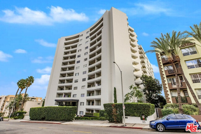 Building Photo - 7250 Franklin Ave