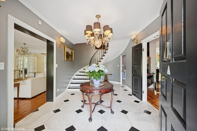 Building Photo - 82 Woodley Rd