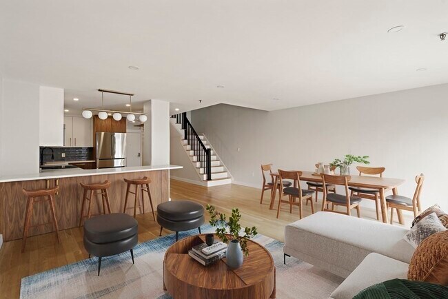 Building Photo - 199 Coolidge Ave