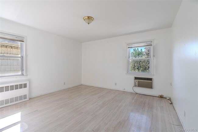 Building Photo - 15-62 Murray Street Unit 2nd Floor