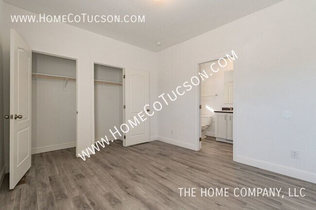 Building Photo - 11550 S Nogales Hwy