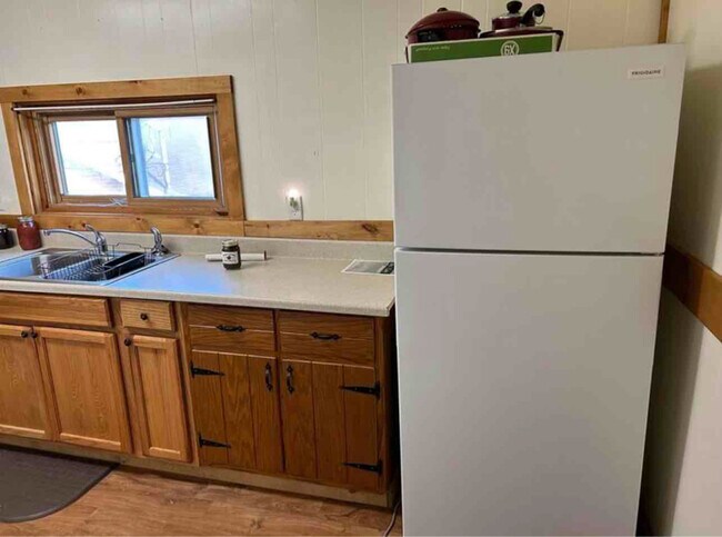 Building Photo - 8193 Cost Ave