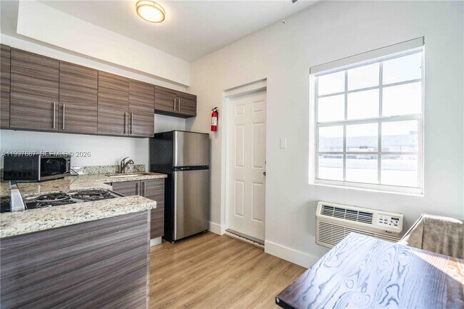 Building Photo - 1191 71st St