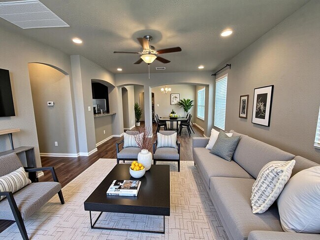 Building Photo - 4-Bedroom House for Rent in Killeen
