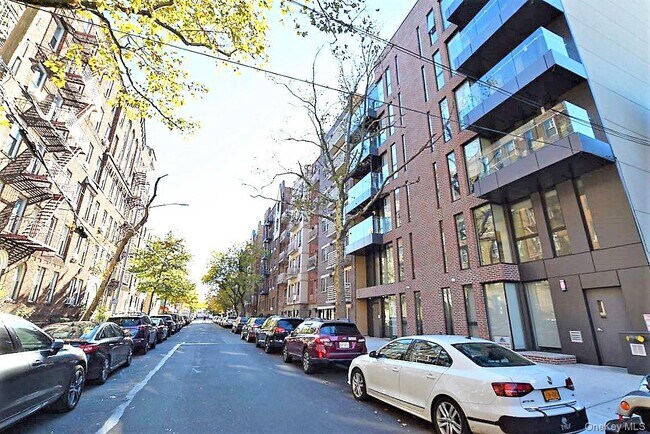 Building Photo - 41-15 44th St