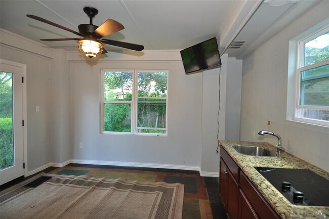 Building Photo - 14505 Templemore Cove