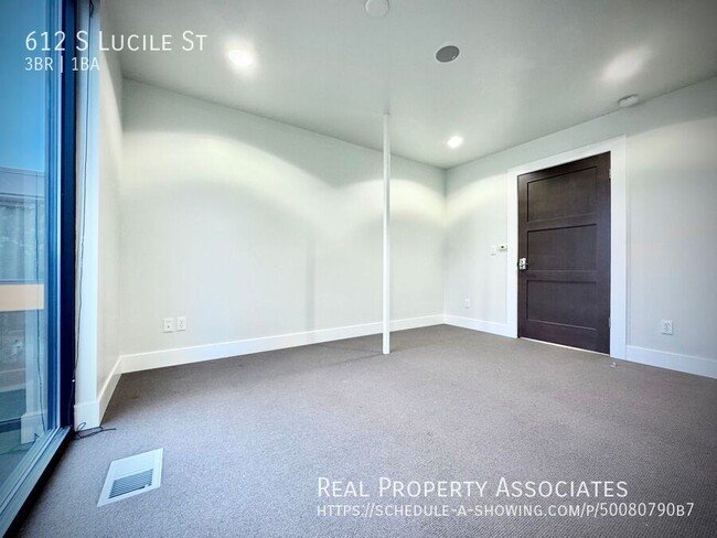 Building Photo - 612 S Lucile St