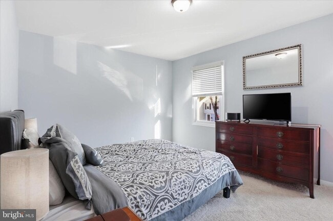 Building Photo - 9234 Byrd Dr