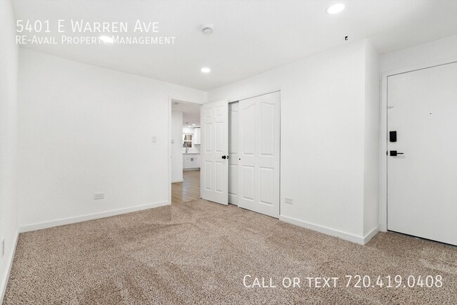 Building Photo - 5401 E Warren Ave