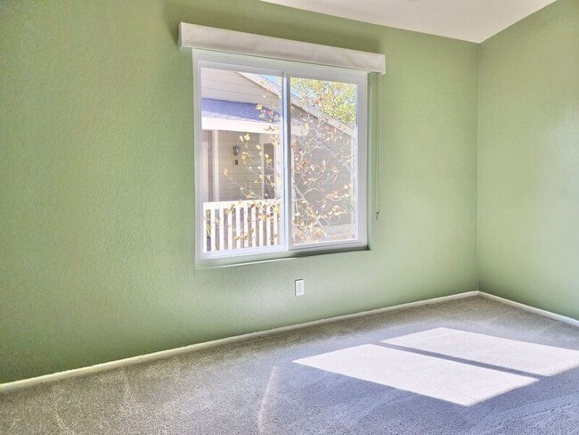 Building Photo - 26316 Los Viveros