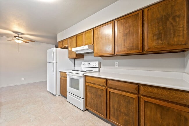 Building Photo - 3 Bedroom Ranch Home North of Lake Loveland