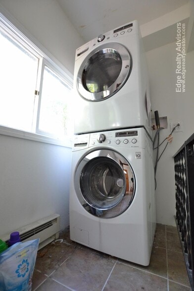 Building Photo - 131 Nottinghill Rd