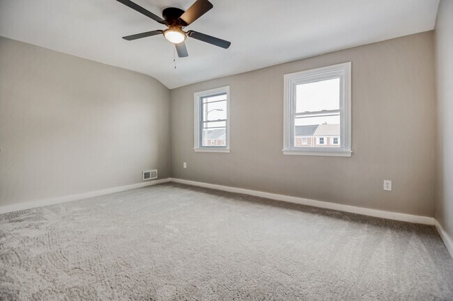 Building Photo - 8413 Kavanagh Rd